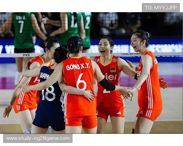 中国女排力克美国迎来东京奥运会复赛首胜队员状态回升全力冲击四强 中国女排力克美国迎来东京奥运会复赛首胜队员状态回升全力冲击四强