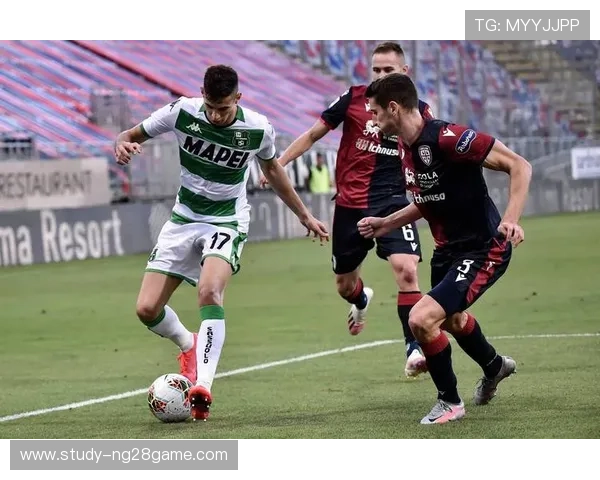 卡利亚里俱乐部宣布签约新援加强阵容力争意甲联赛更好表现