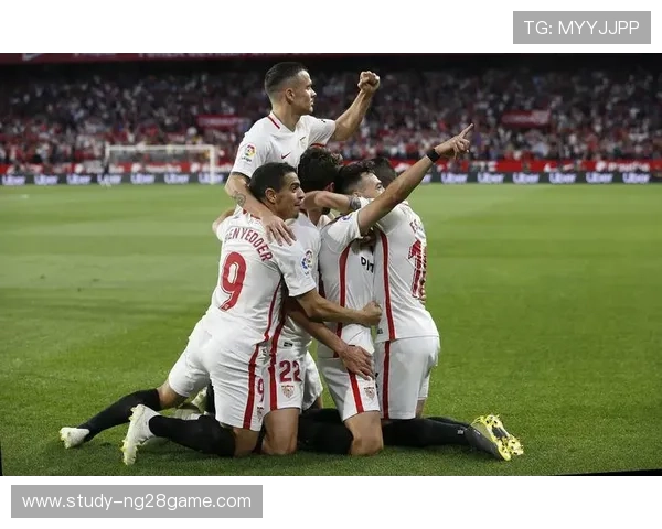 塞维利亚足球俱乐部最新动态与未来赛季战略分析