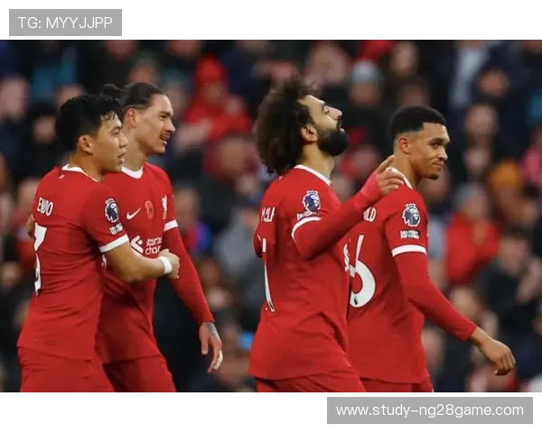 曼城主场力克利物浦登顶英超积分榜引热议哈兰德梅开二度球迷热议