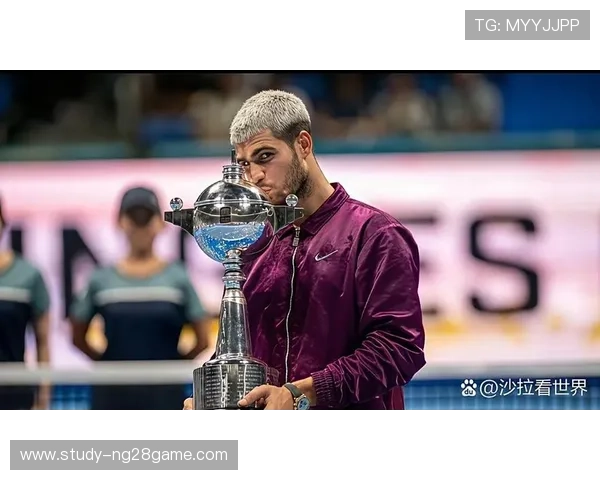 网球赛场风云再起 大满贯冠军争夺战即将打响 网球赛场风云再起 大满贯冠军争夺战即将打响