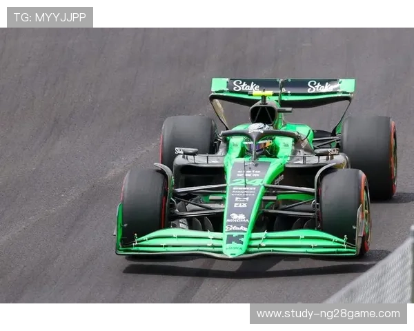 F1最新赛季精彩回顾与各车队实力对比分析