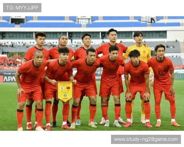 中国足球队备战亚洲杯，主帅透露全新战术体系与阵容调整