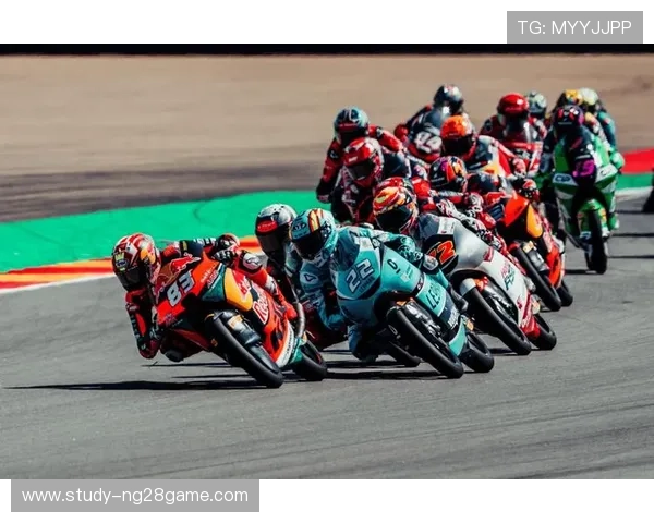 MotoGP赛季激战升级新星崛起老将对决冠军归属悬念持续升温